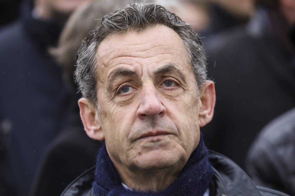 Sarkozy, un anno col bracciale elettronico