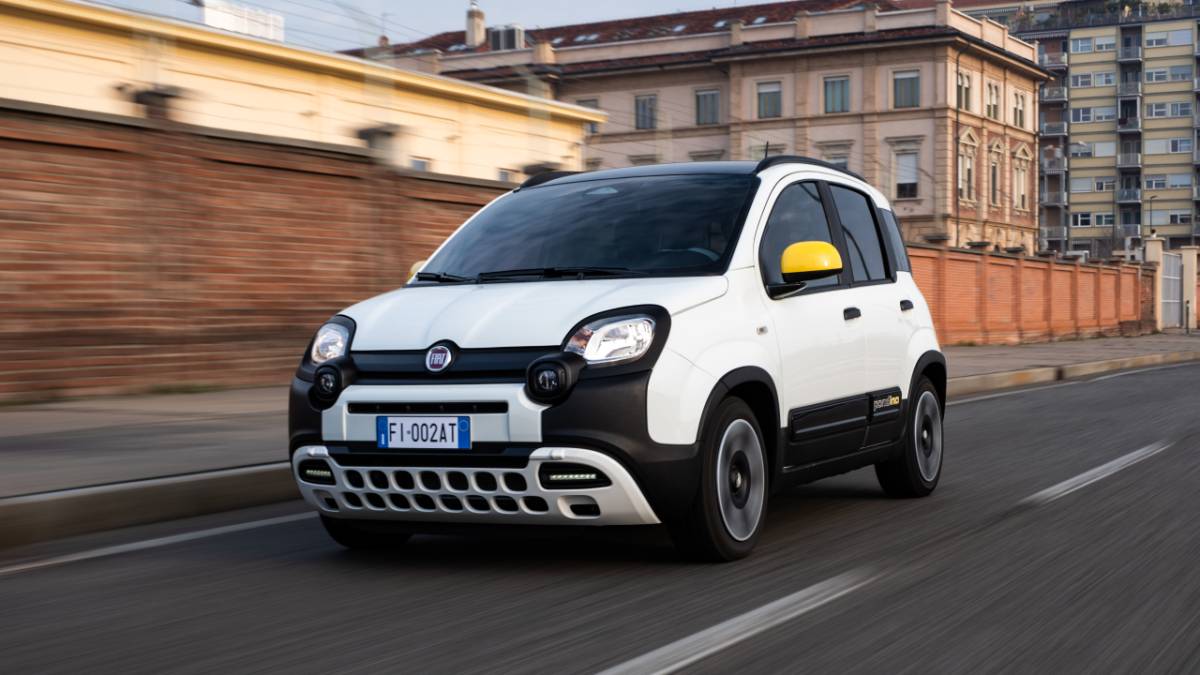 Fiat Panda regina di un mercato in affanno anche a dicembre 2024