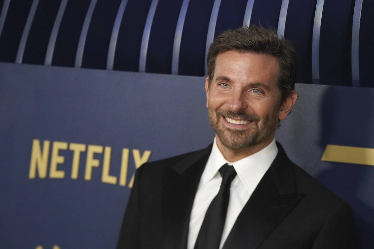 Da portiere d'albergo a star di Hollywood, Bradley Cooper festeggia 50 anni