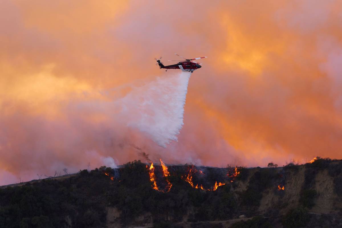 Sugli incendi la bufala del cambiamento climatico