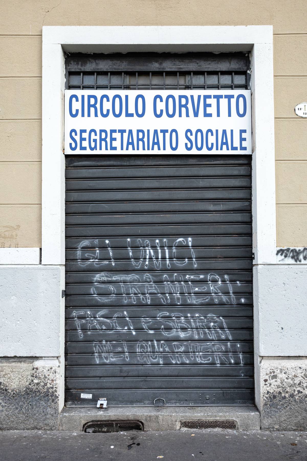 Raddoppiate le aggressioni agli agenti: il dossier sulla violenza antagonista