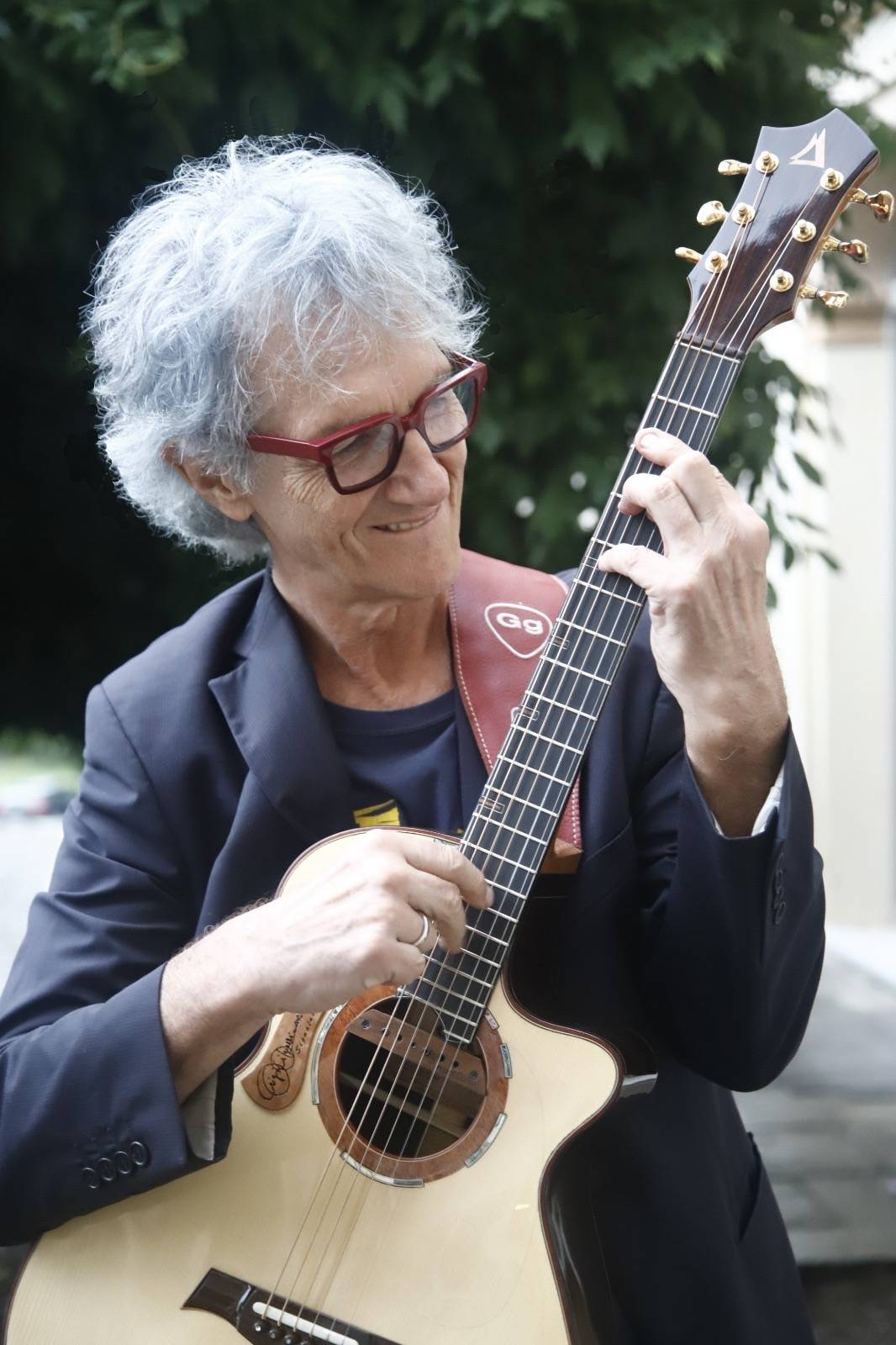 Gigi Cifarelli, un maestro della chitarra omaggia Crosby