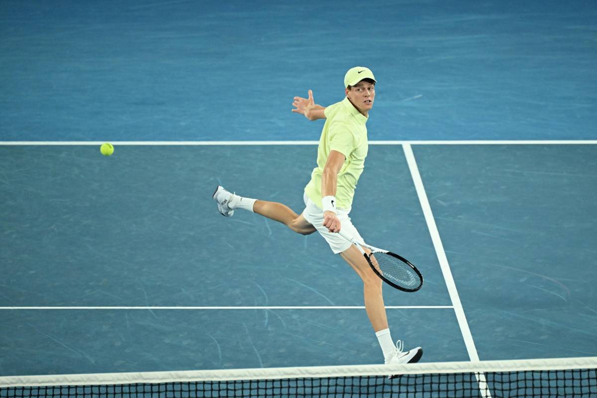 Australian Open, Sinner è perfetto: batte De Minaur in tre set e vola in semifinale