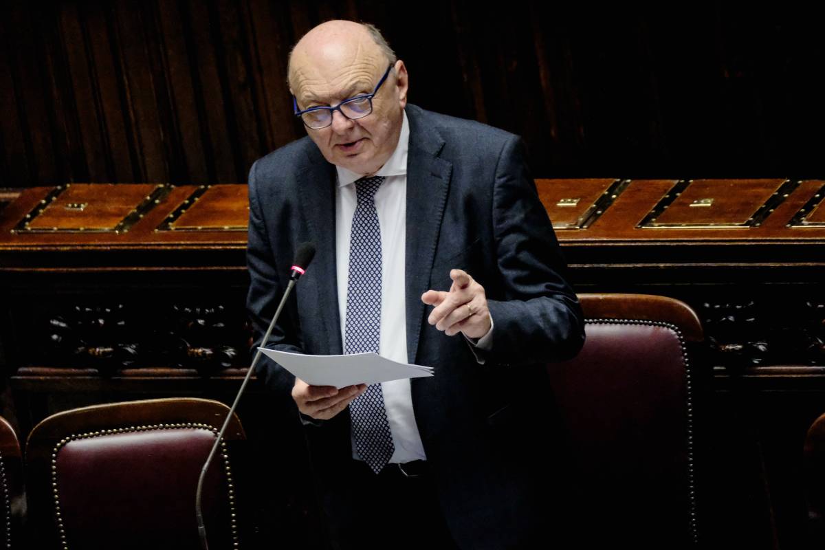 Bollette, parte il cantiere del nuovo decreto. Si studia l'ampliamento del bonus energia