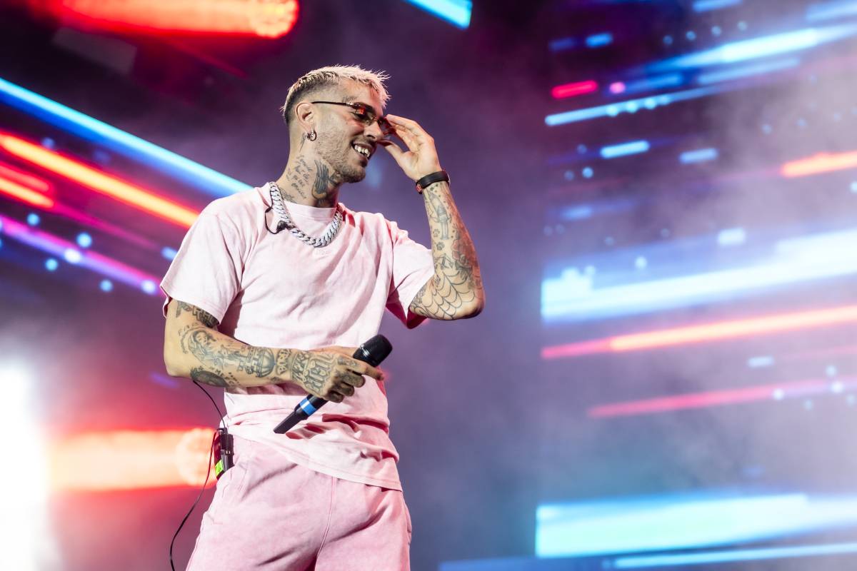 Sanremo, Emis Killa si ritira: "Faccio passo indietro"