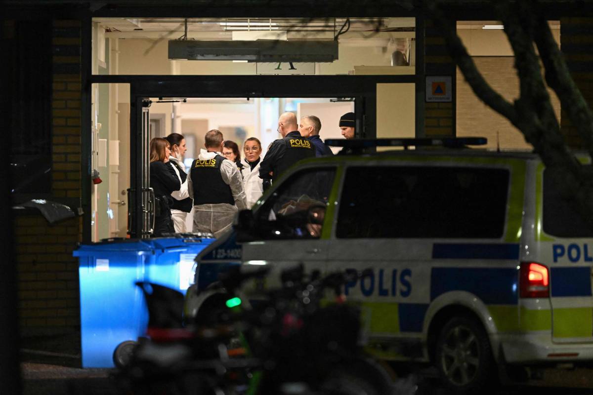 Svezia choc: spari e strage nel campus