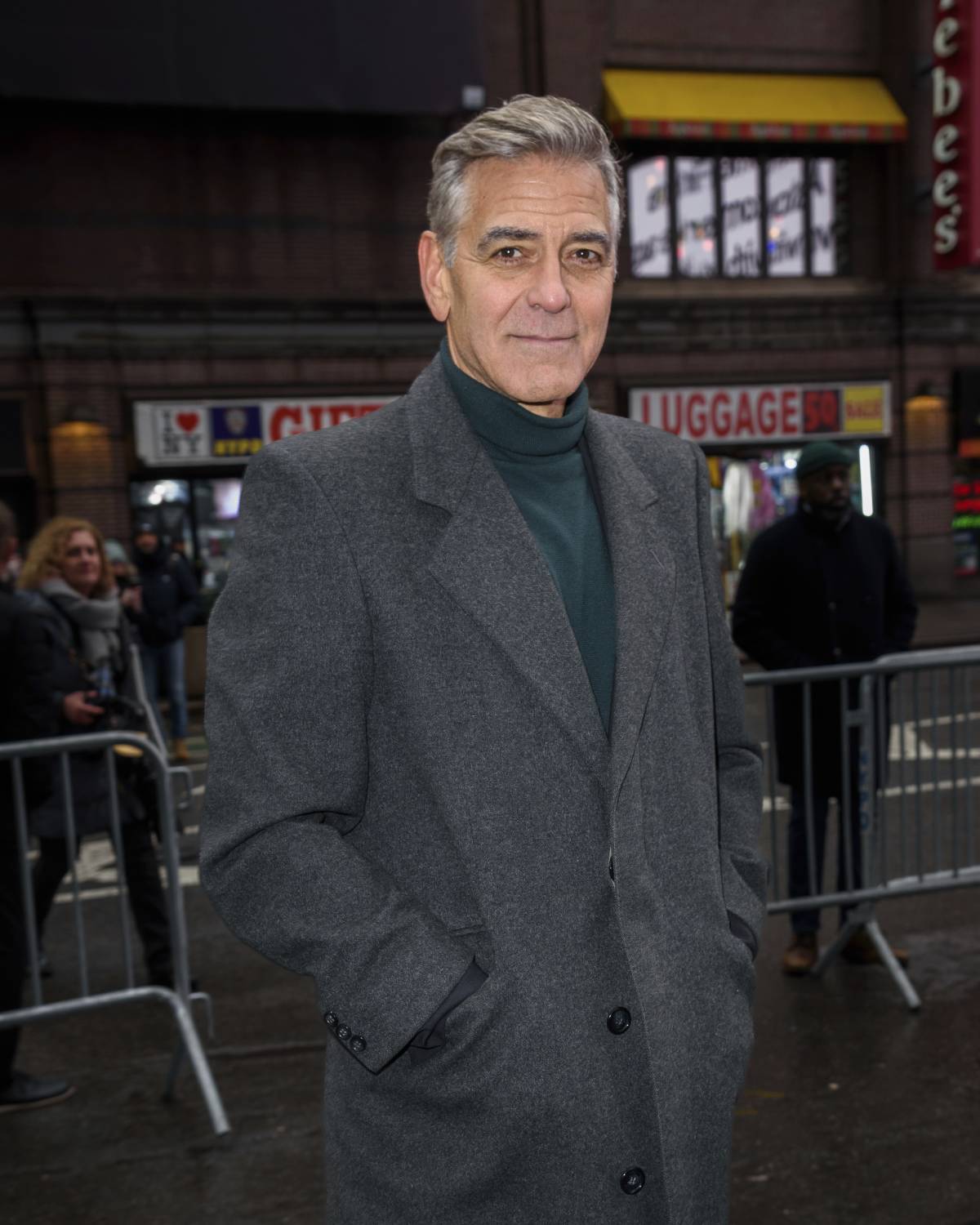 George Clooney torna a teatro dopo 40 anni: "Sono agitato"