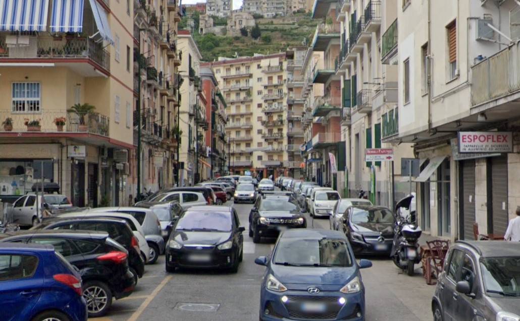 Napoli, sparatoria a Fuorigrotta: un 20enne grave in ospedale