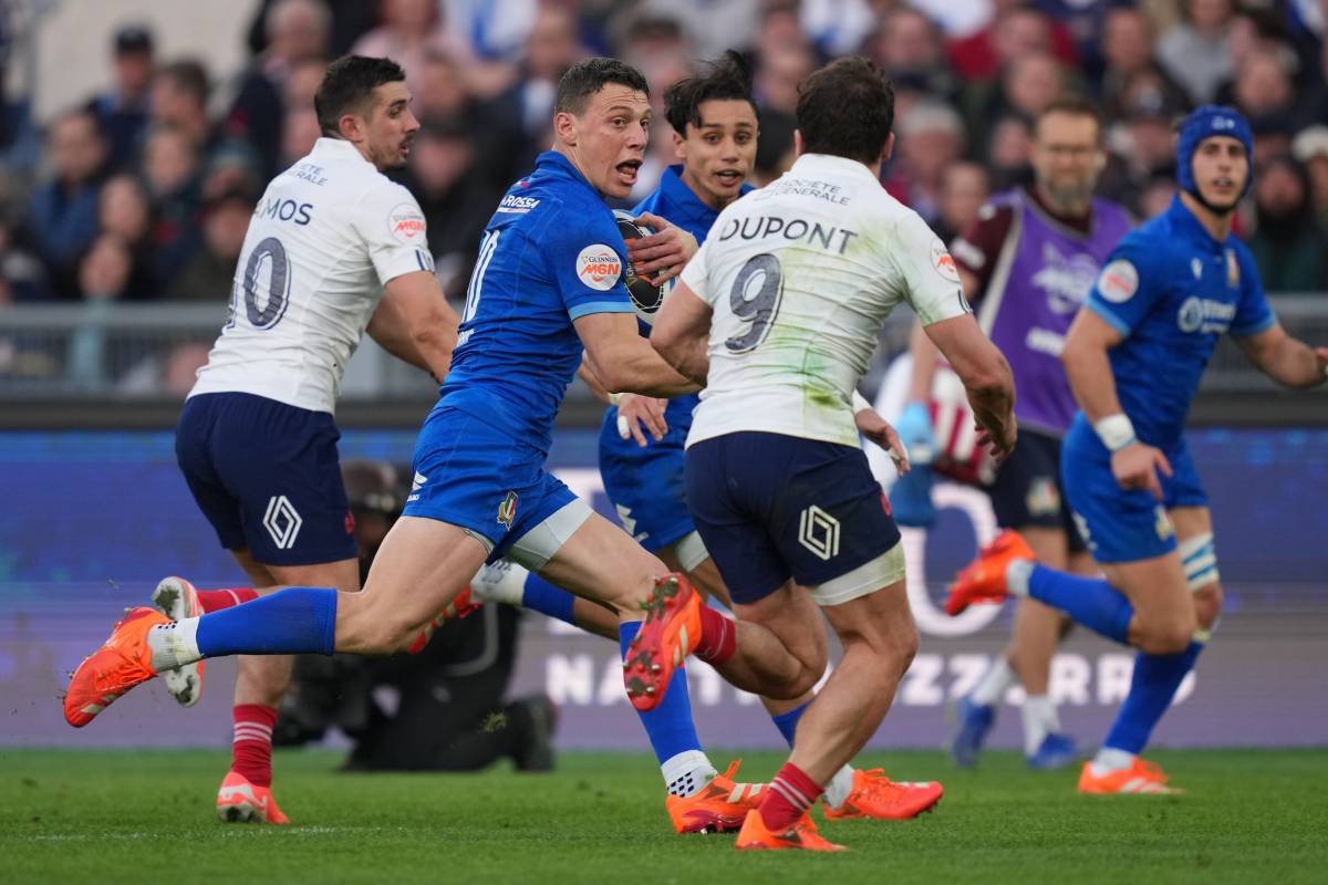 Paolo Garbisi durante il Sei Nazioni di rugby tra Italia e Francia