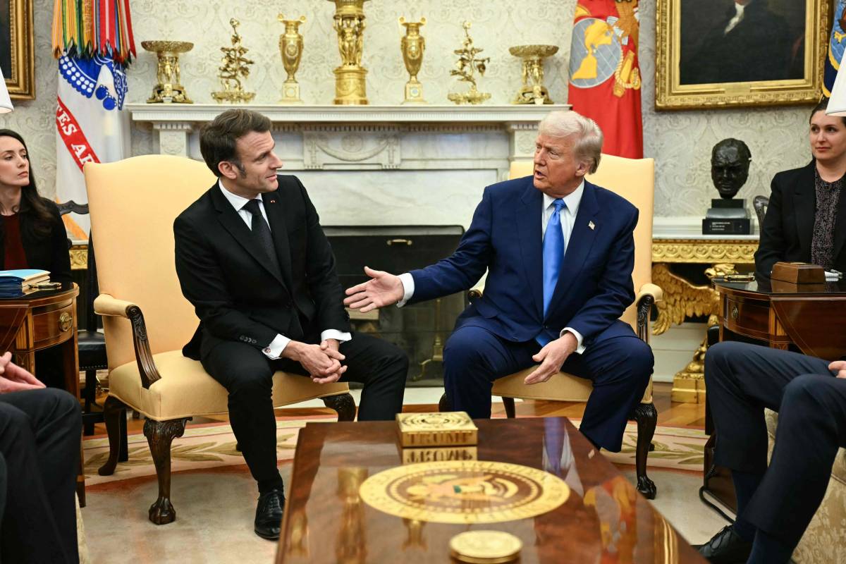 Faccia a faccia tra Macron e Trump: sul tavolo il destino della guerra in Ucraina