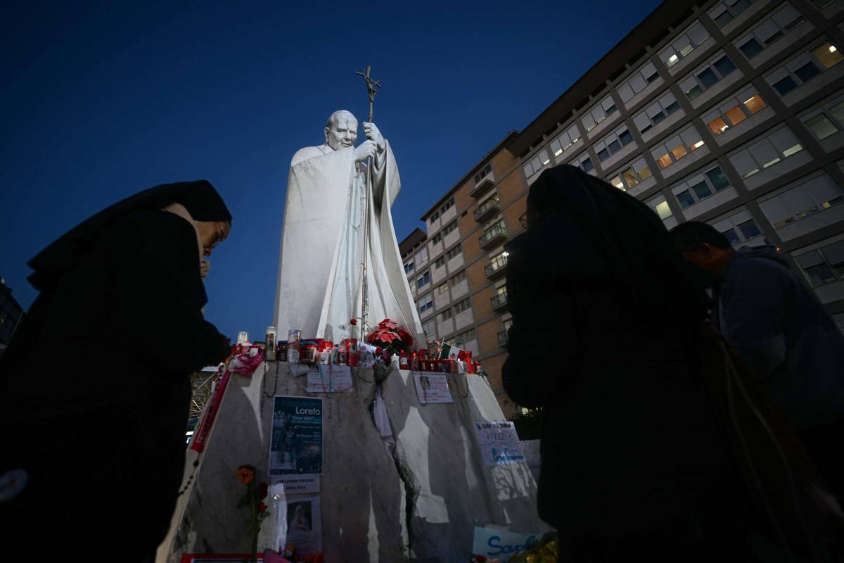 Altre due crisi respiratorie per il Papa