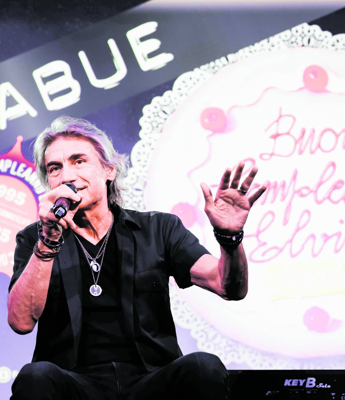 "Tra vivo, morto o X resto amante del rock"