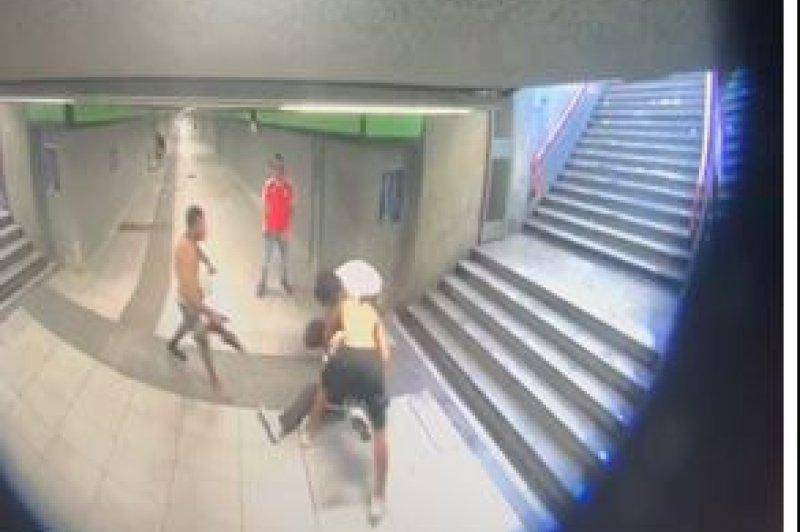 Studente picchiato in metrò. Condanne fino a 8 anni