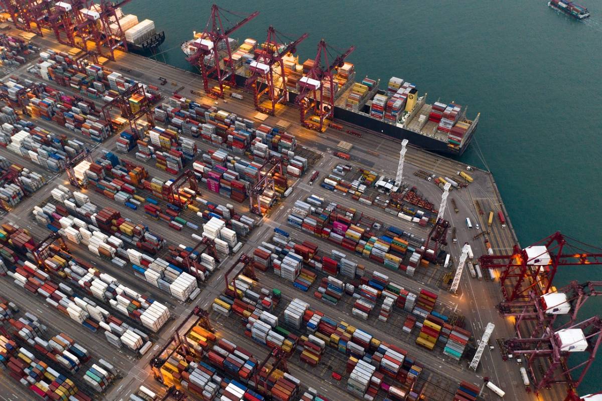 "Effetti negativi rilevanti": cosa rischia l'Italia con la guerra dei dazi