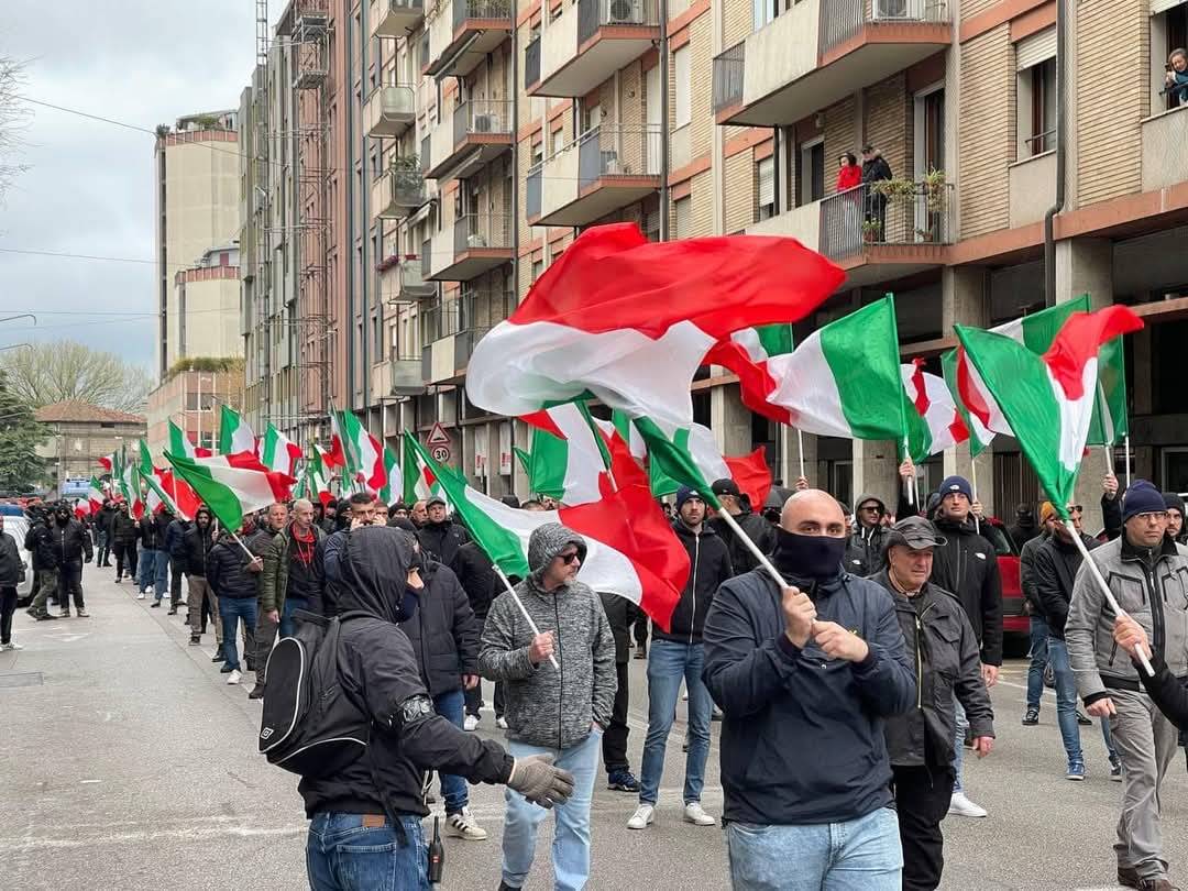 Padova, la manifestazione dopo l'aggressione a Casa Pound