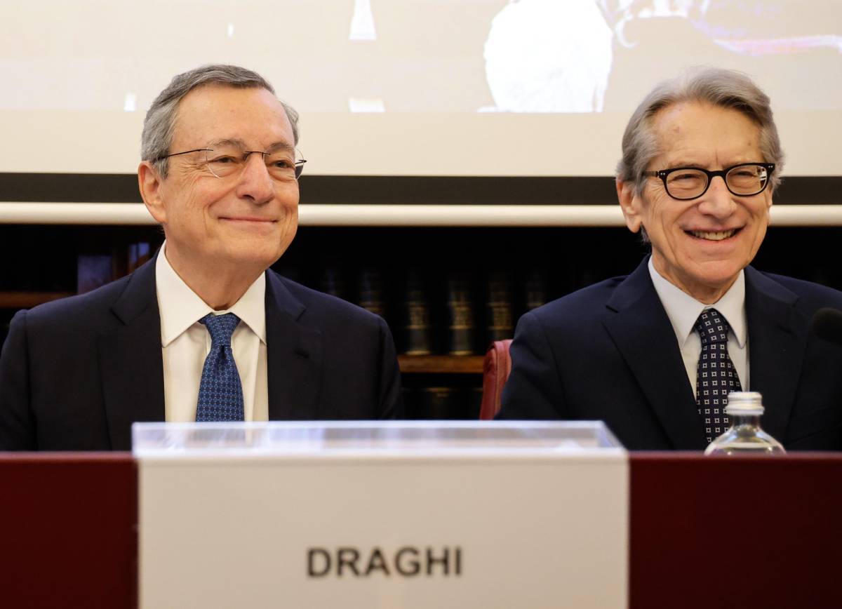 Draghi: "Trump mette in discussione la sicurezza Ue". La Lega lo contesta