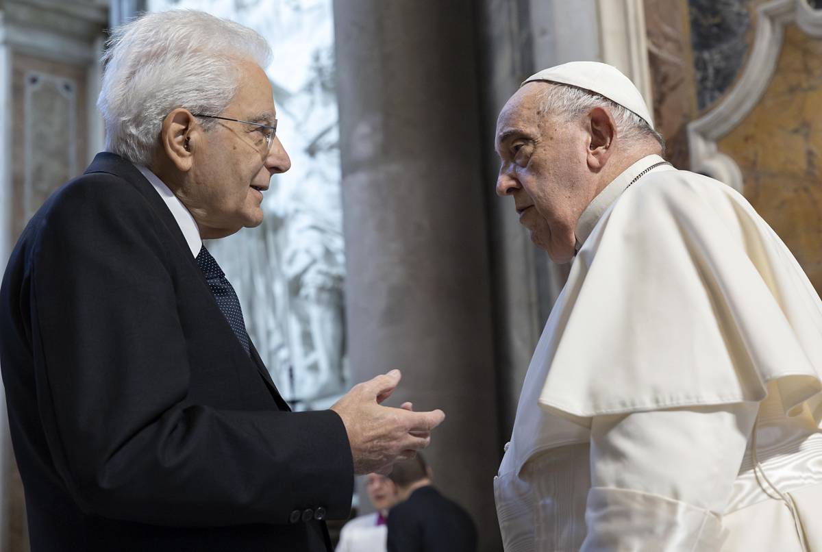 Mattarella scrive al Papa: "Italia riconoscente"