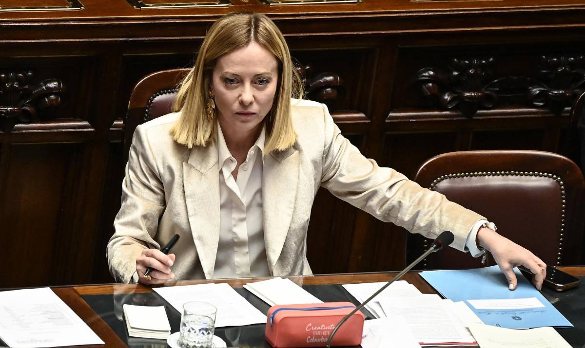 Meloni zittisce le critiche: "La compattezza del governo non si valuta dai ministri in Aula"