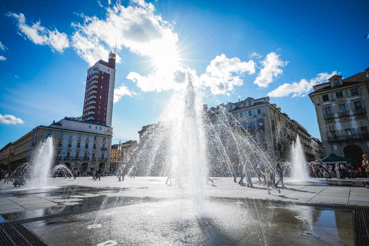 Meteo capriccioso a Pasqua: perché l'Italia è spaccata tra temporali e caldo estivo