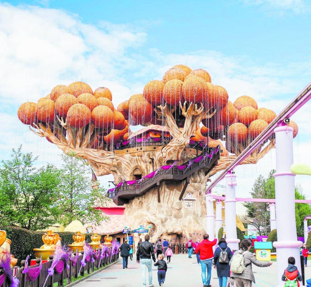 Gardaland compie 50 anni con la nuova isola misteriosa
