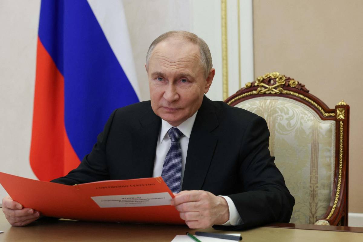 Putin: "Tregua di 3 giorni". Kiev: "Sia immediata e di un mese" | La diretta