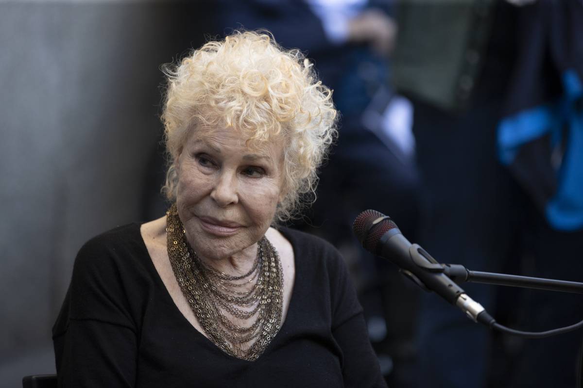 Vanoni: "Con Strehler droghe ed erotismo, ricoverata per la depressione"