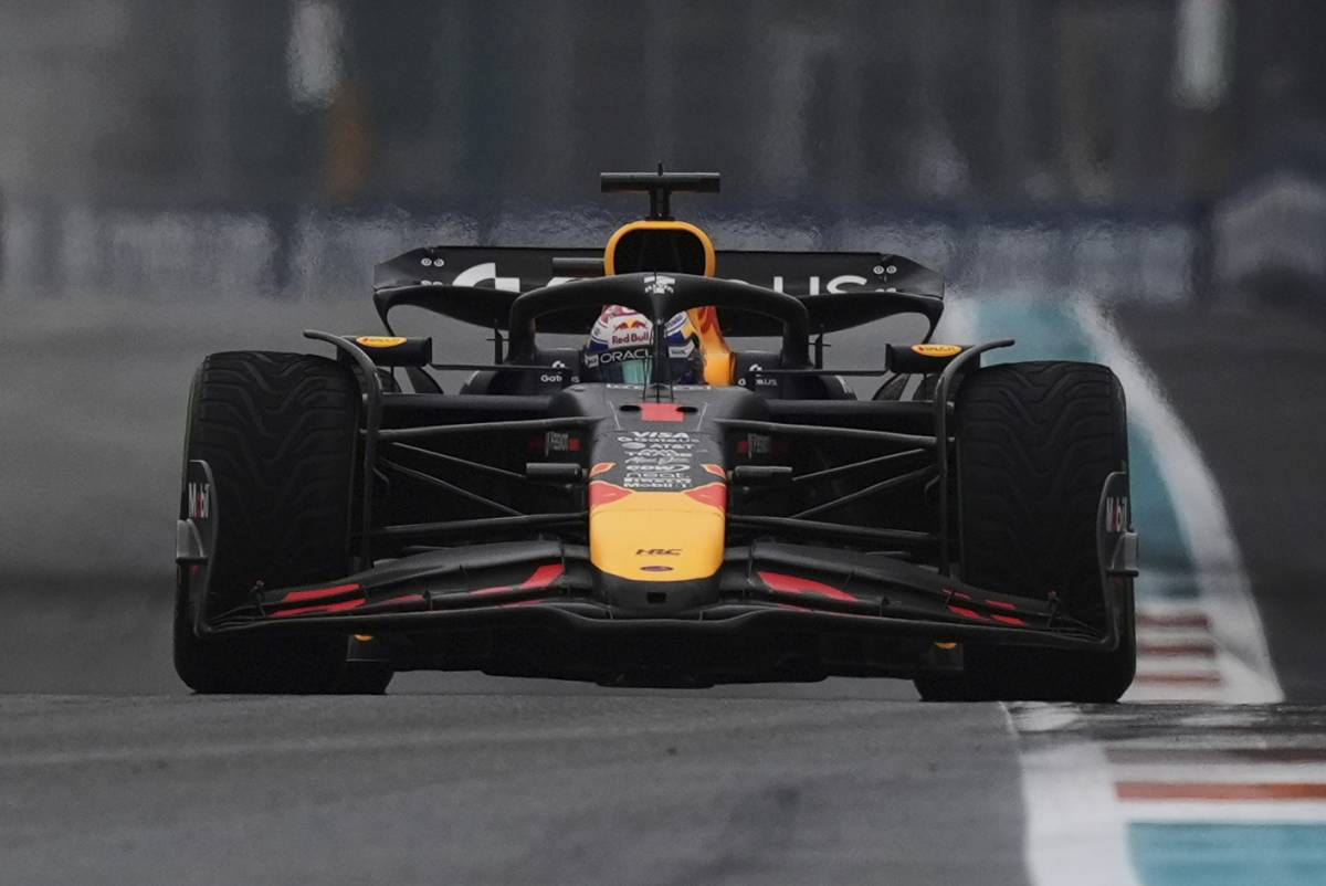 F1, Ferrari pessima a Miami, Verstappen pole da sogno, super-Antonelli terzo