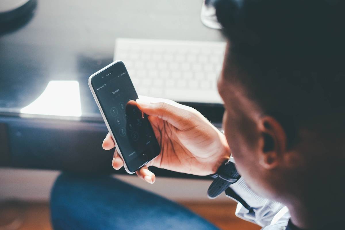 Smartphone inattivo? È un rischio. Ecco perché è importante sbloccarlo spesso