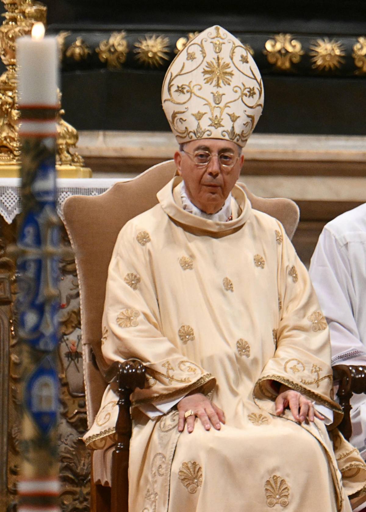 Il cardinale francese che annuncerà il nome del nuovo Pontefice