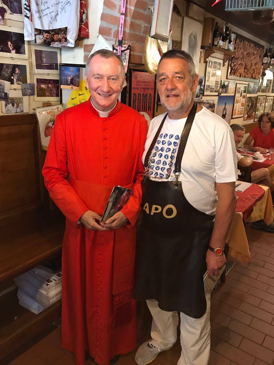 "Mi sento turbato". Le voci sull'elezione e l'ansia di Parolin favorito in San Pietro