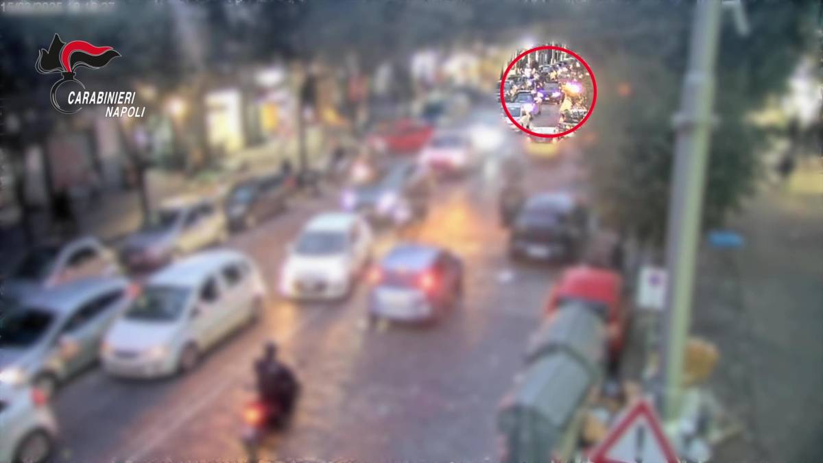 Maxi blitz tra i baby camorristi: 16 arresti. Tra loro anche i killer di Durante e Tufano