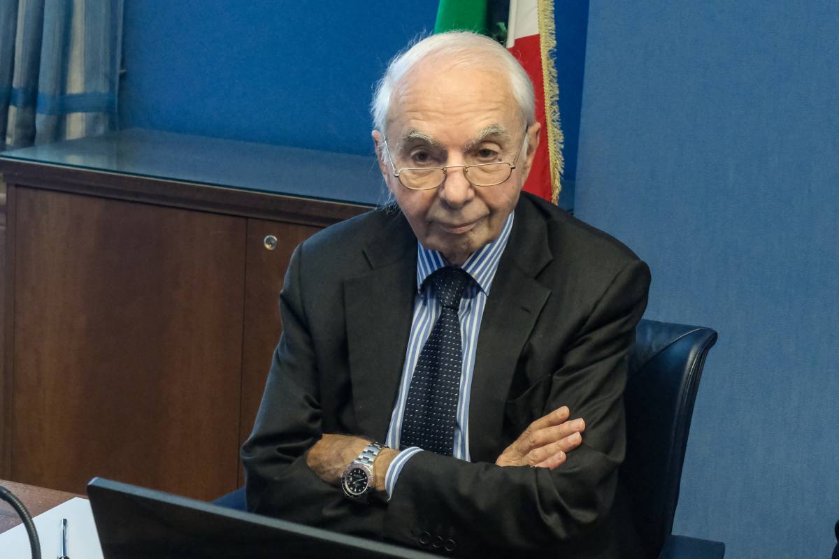 Giuliano Amato e la frase sul Tricolore: ecco cosa ha detto