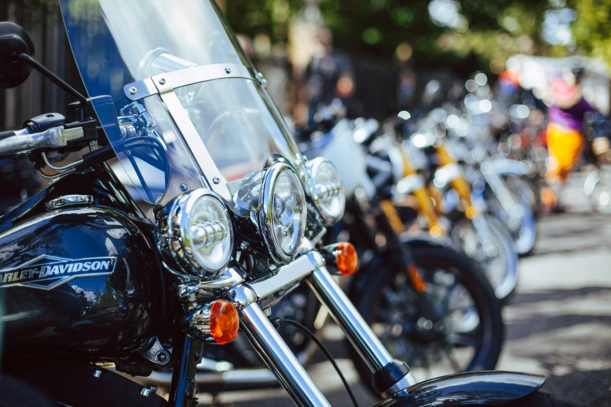 "Chiediamo al Comune di fermare i divieti per le moto"