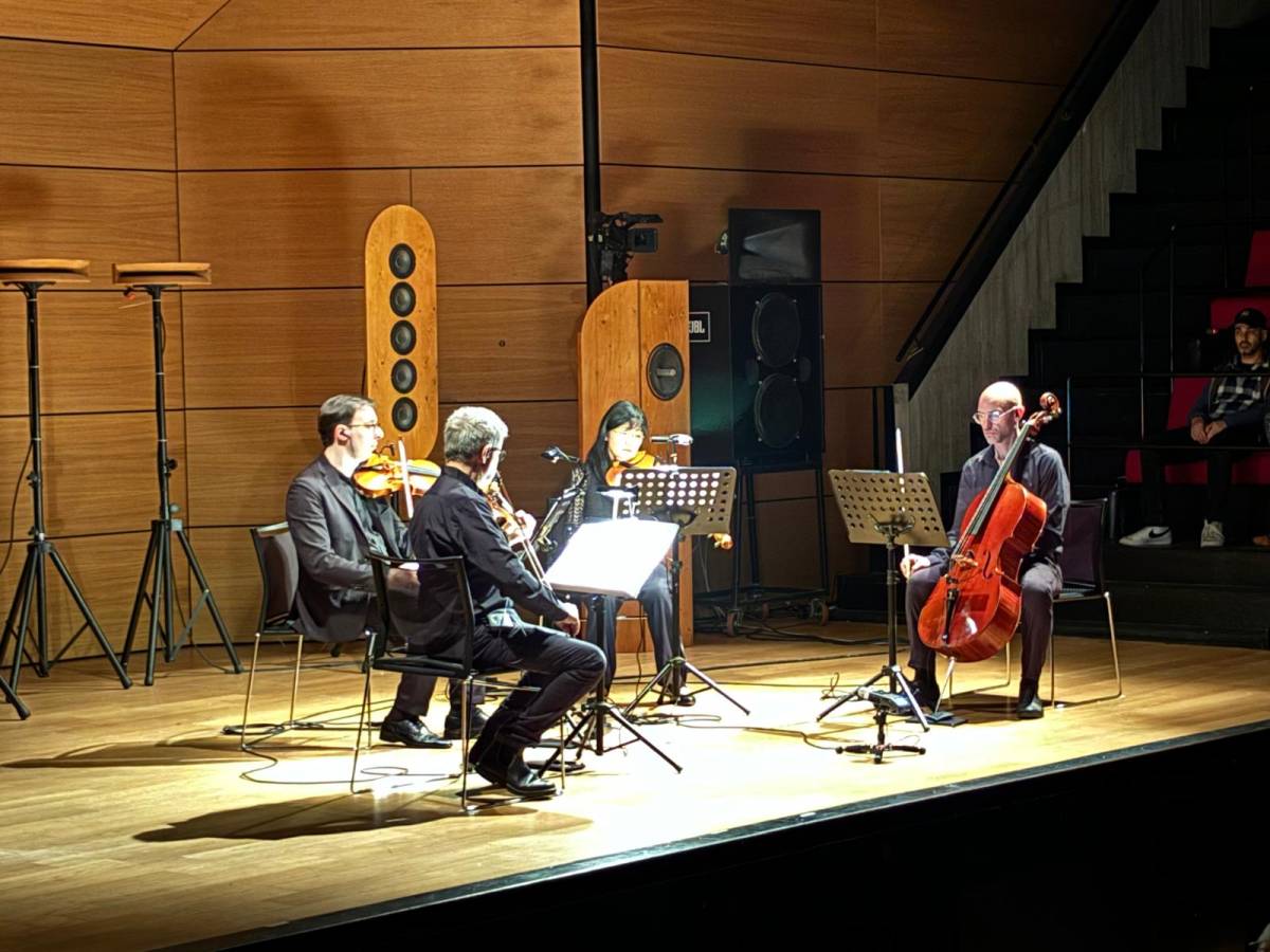 Gran finale a "Inner_Spaces", Mark Fell fa cantare gli algoritmi