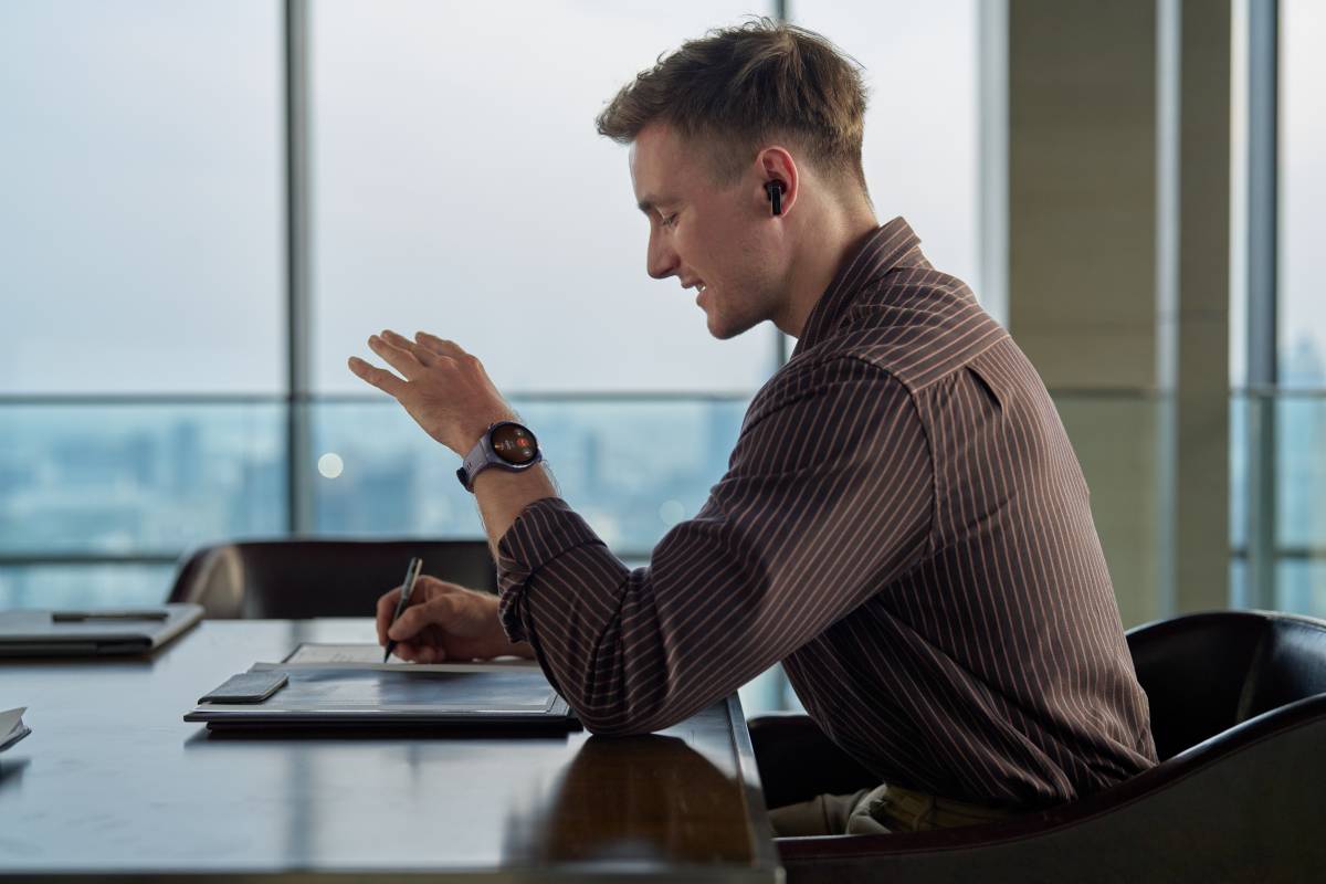 Huawei Watch 5, lo smartwatch di design che fa il check up completo