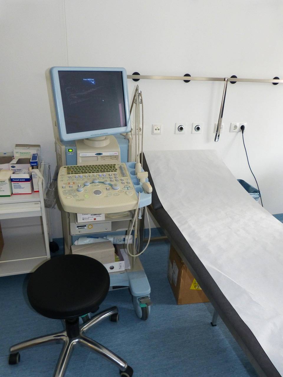 Prostata, a che età iniziare a fare gli esami e i segnali che non è in salute