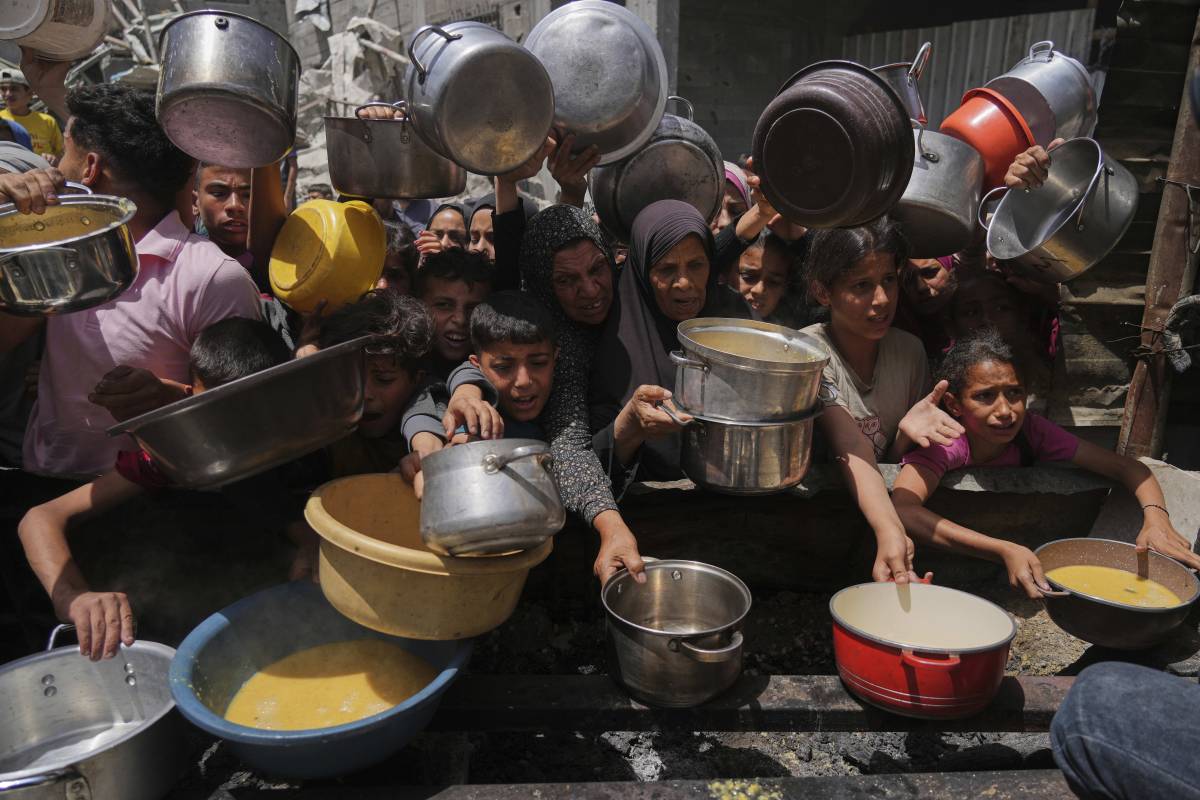 A Gaza i primi aiuti dopo due mesi