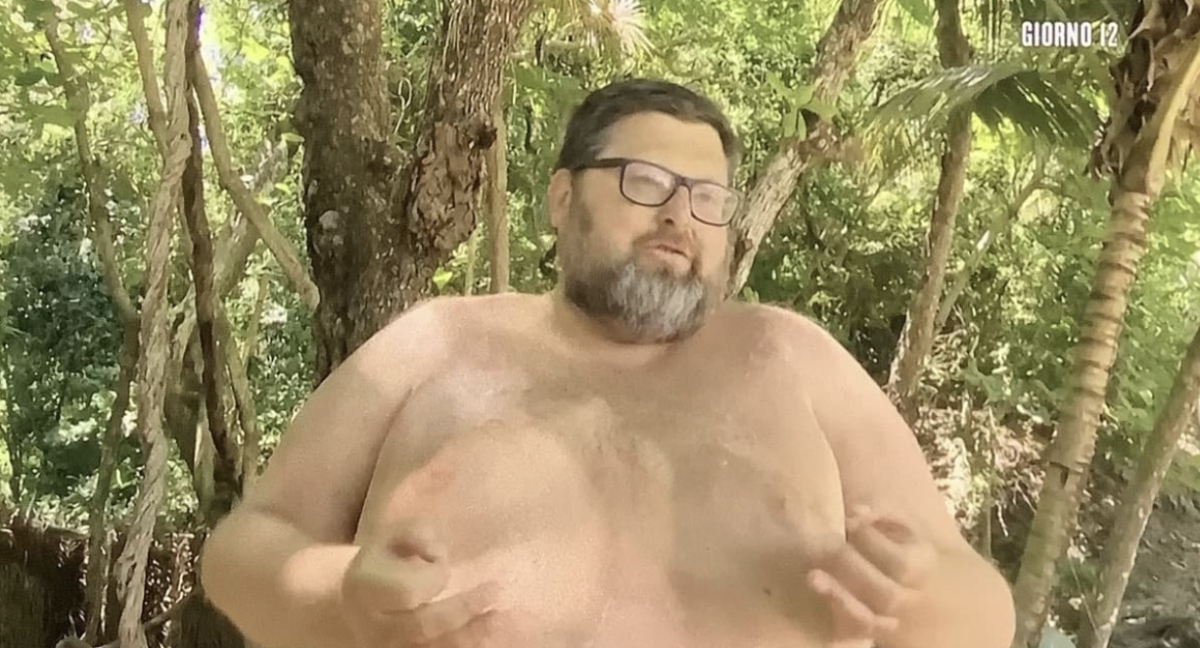 Mario Adinolfi fa infuriare Nunzio. E cco cosa è successo all'Isola dei Famosi