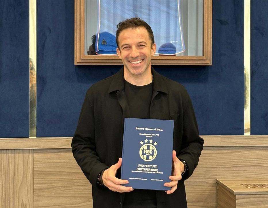 "Da oggi chiamatemi Mister": la svolta di Alex Del Piero