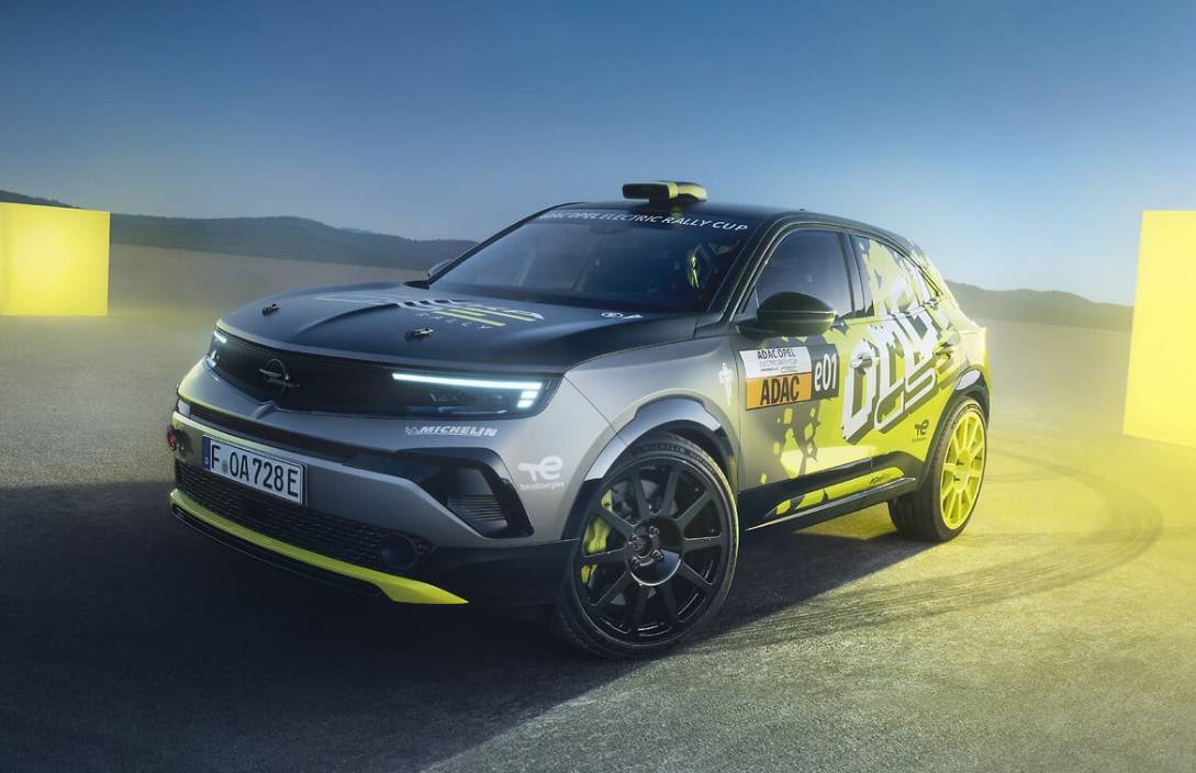 Il rally diventa elettrico: in pista il nuovo Mokka GSE