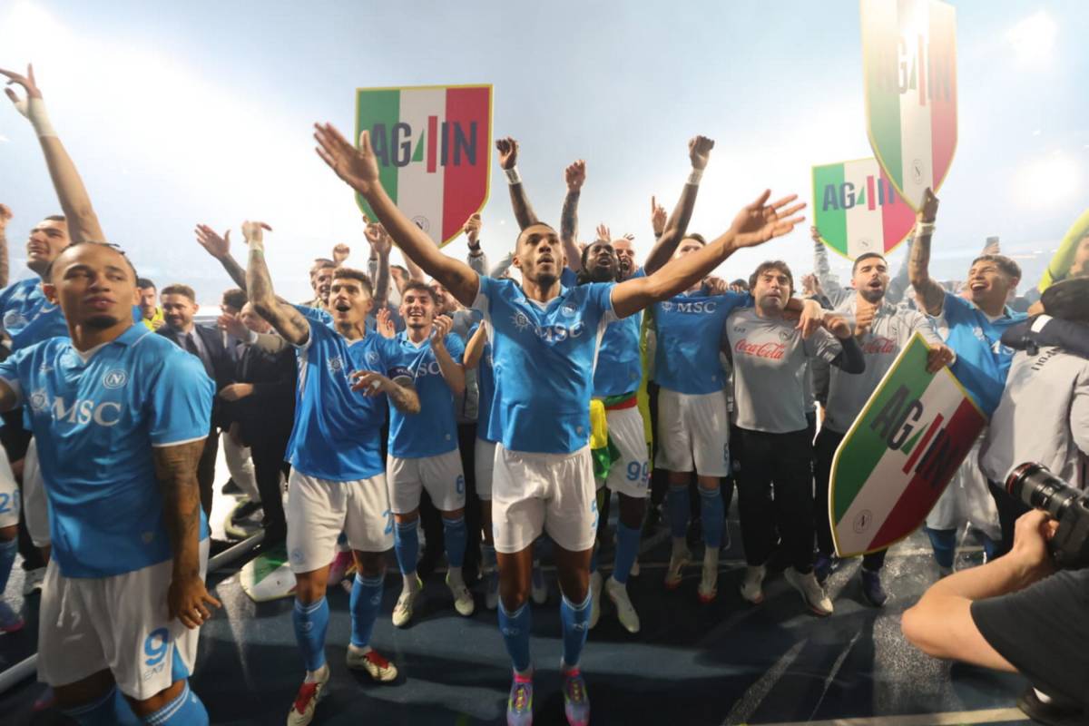 Conte, missione compiuta: lo scudetto è del Napoli