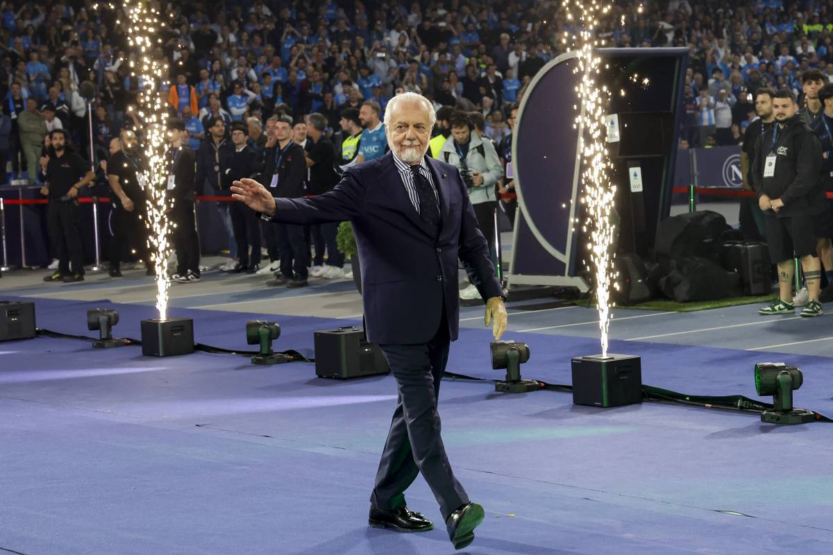 Napoli e lo scudetto: ecco quanto ha guadagnato De Laurentiis