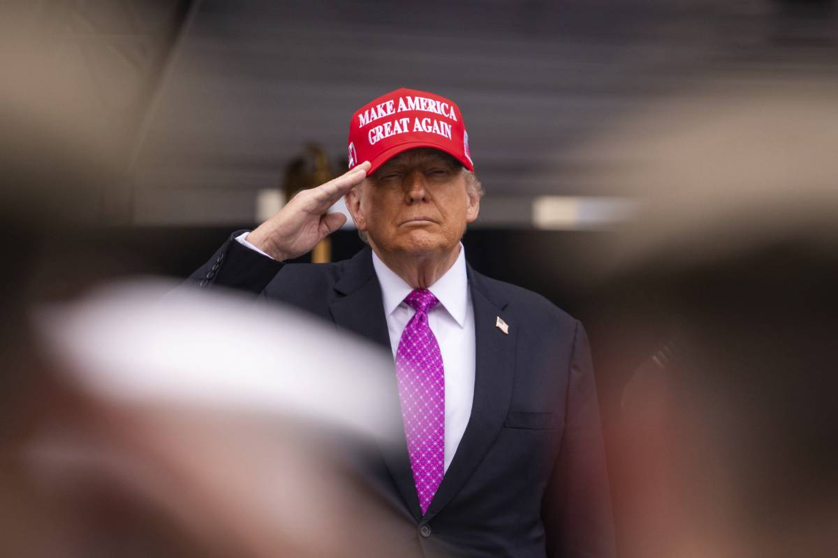 Il report segreto: "I russi bloccati". Pressing su Trump (che si vuole sfilare)