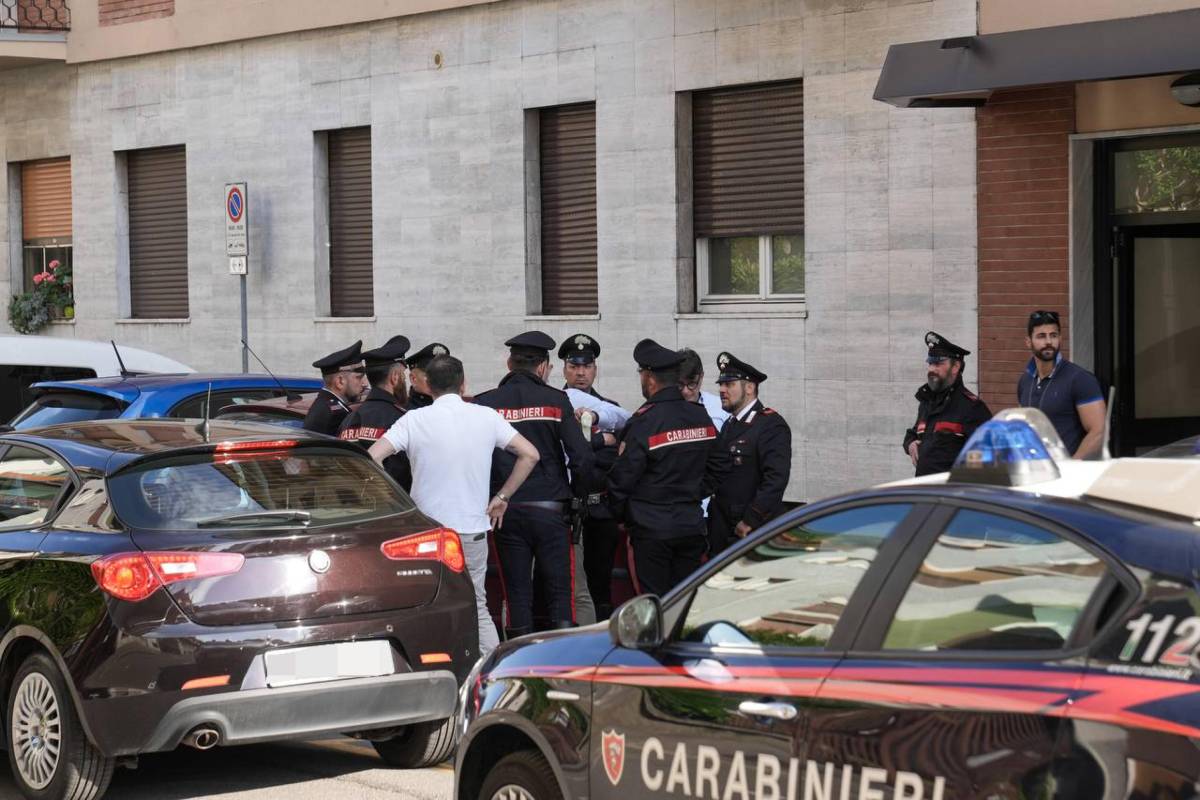 Uccisa a Legnano con un coltello nella schiena, si consegna l'ex marito