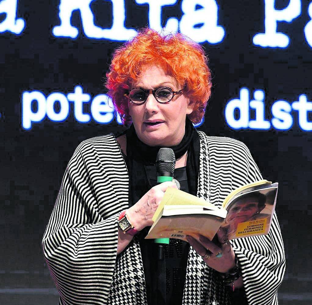 "La dipendenza dal virtuale più grave di fumo e alcol"