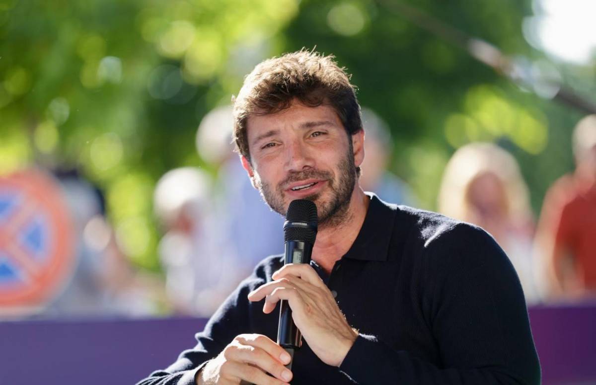 "Pensavano fossi scemo". La frecciata di De Martino
