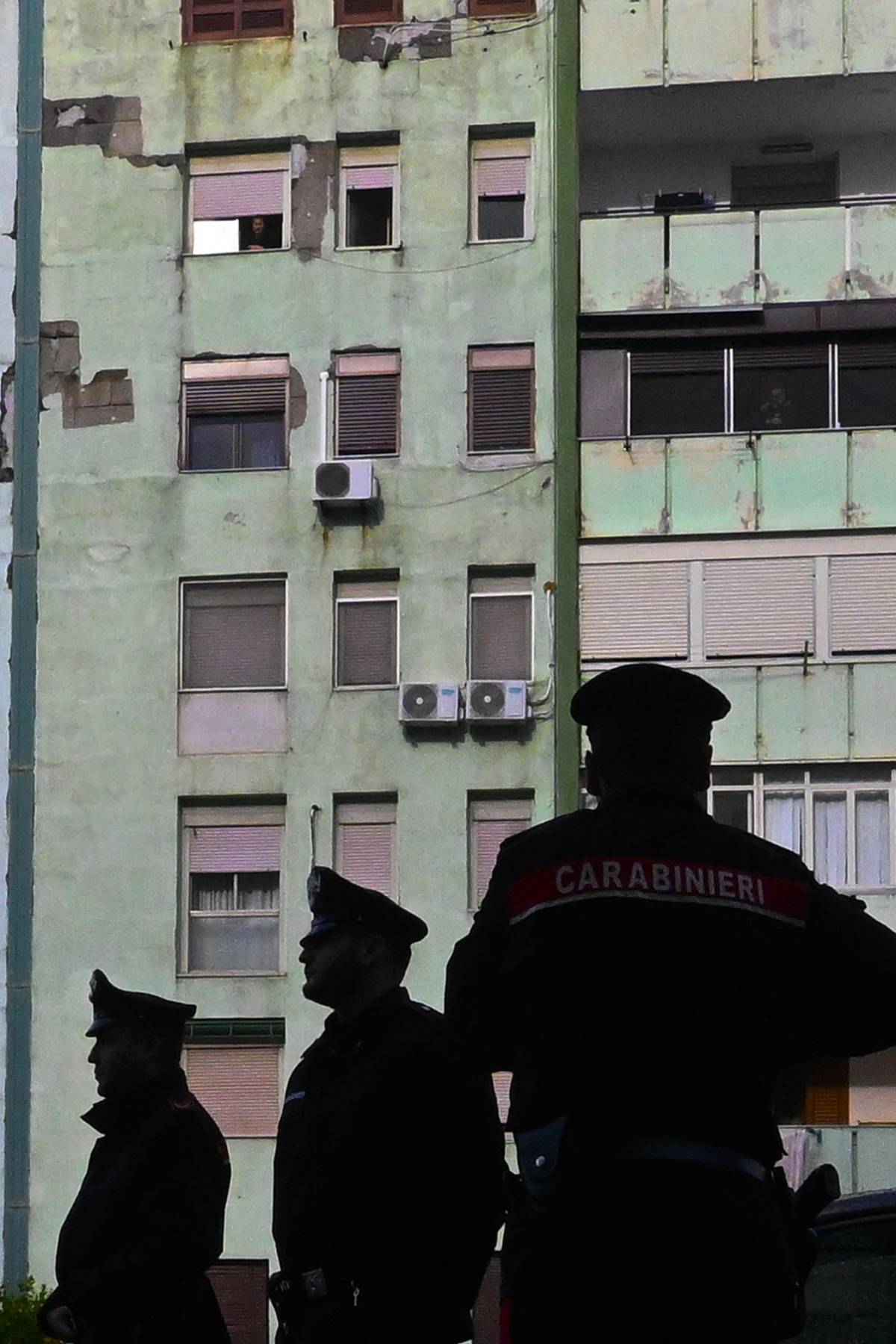 Caivano, Meloni annuncia il bando per le case popolari