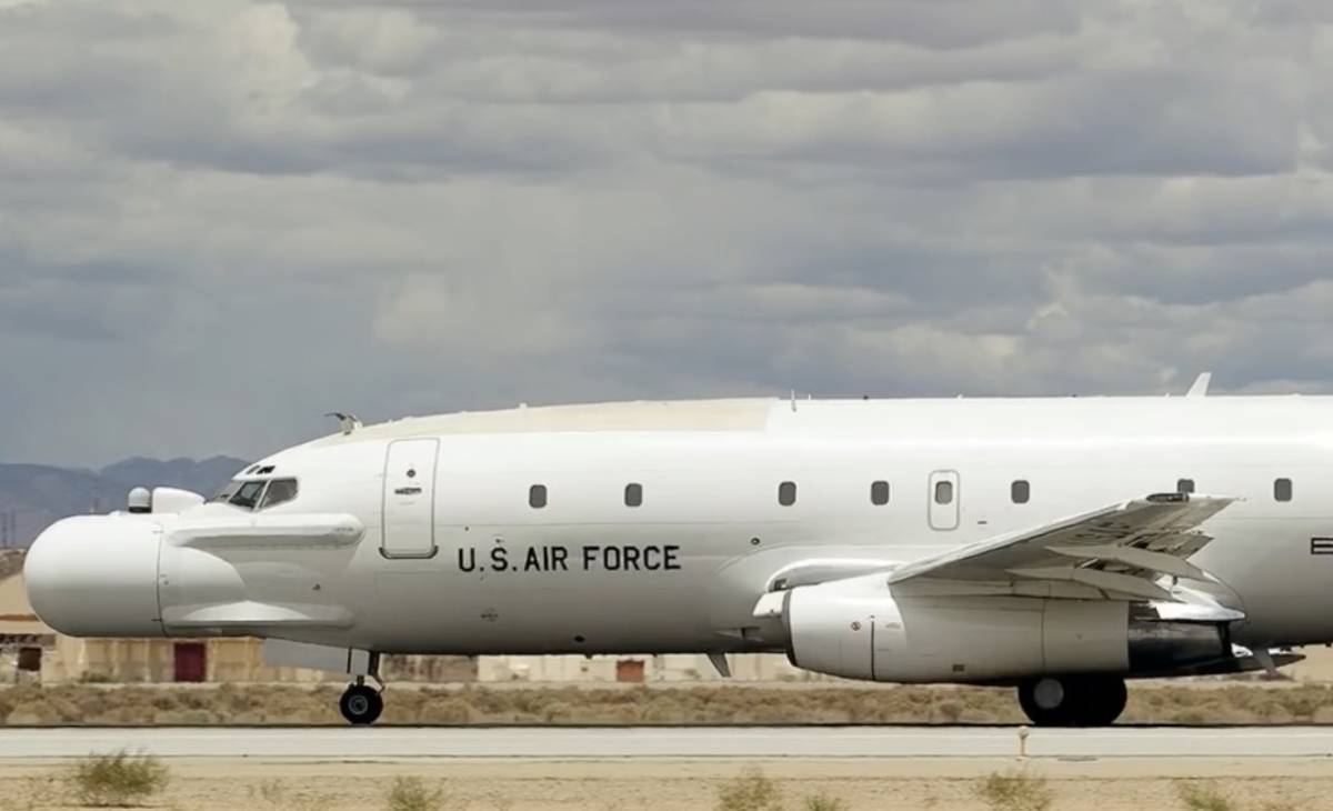 L’aereo fantasma Rat 55 riappare nei cieli Usa: ecco come dà la caccia jet stealth