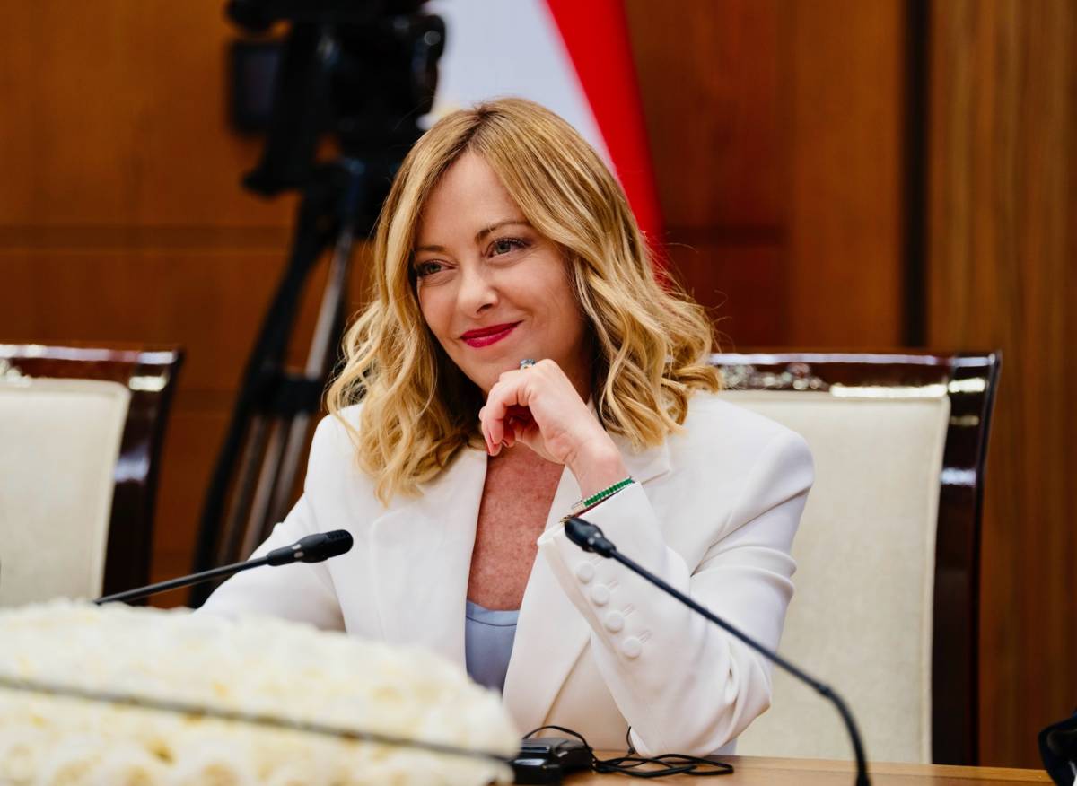 Meloni ottimista sui dazi. E nega frizioni con Parigi: "Solo panna montata..."