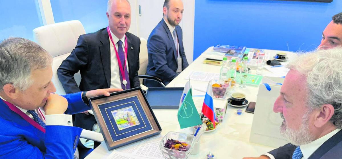 Regioni e Comuni rossi ora boicottano Israele ma fanno affari con regimi e dittature
